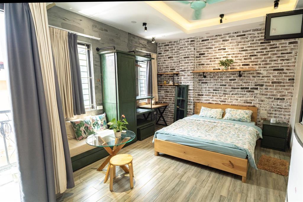 Comi homes 93 hoàng văn thái | studio industrial vintage