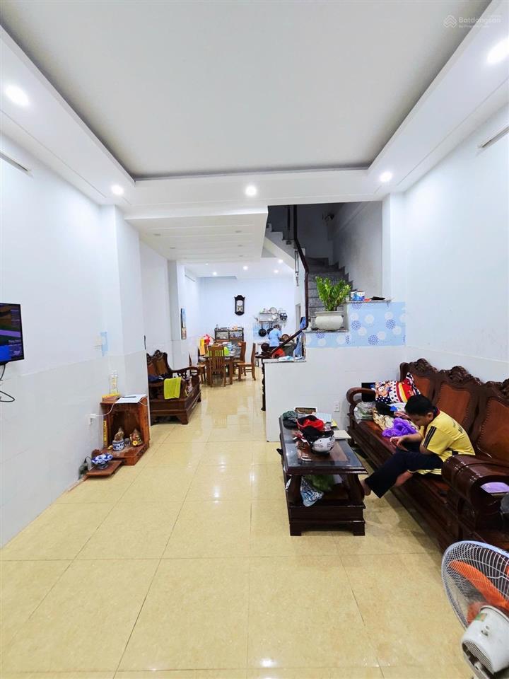 Nhà ngon võ văn hát, 4,85t, sổ cn 51m2 chẵn, 3 tầng hoàn công chuẩn, đường 6m, chủ cực kỳ gấp bán