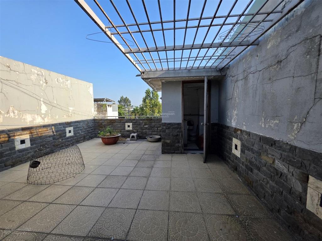 Cực ngon, lê văn thịnh q2, 4 tầng đẹp, chỉ 11 tỷ, 4,95x21m vuông đét, sổ nét tại nhà