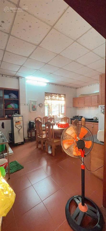 Dinh thự hoàng gia, 667m2 cn, hơn 20tr m2, sổ riêng, full nội thất cao cấp, chính chủ gấp bán