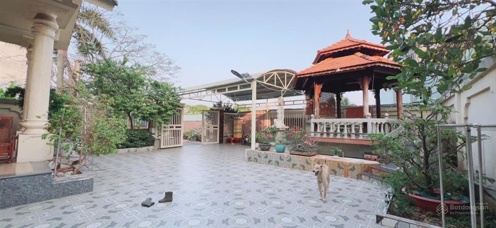 Dinh thự hoàng gia, 667m2 cn, hơn 20tr m2, sổ riêng, full nội thất cao cấp, chính chủ gấp bán