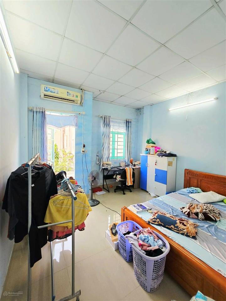 Ngon, dự bay gấp trong ngày, tam đa ô tô 6m, 2 tầng, có 4pn (1pn trệt), 4x16m, sổ đẹp