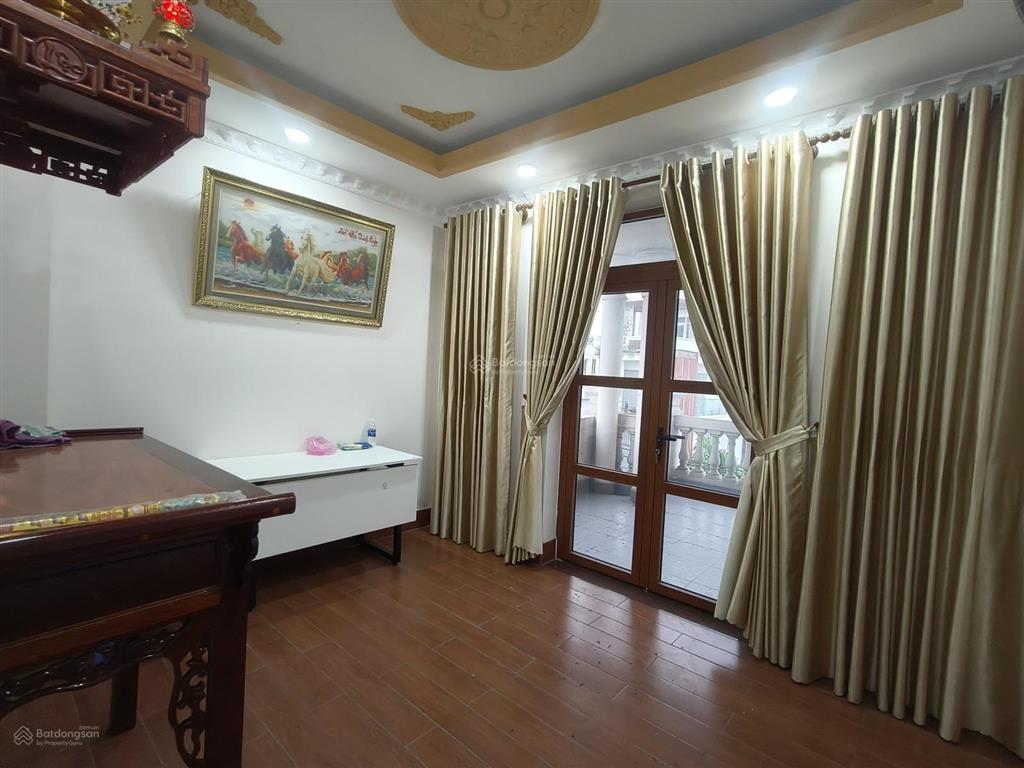 Hiếm toàn tập, phước bình quận 9, 4 tầng, nội thất đẹp lung linh, chủ tự xây tâm huyết, cần bán gấp