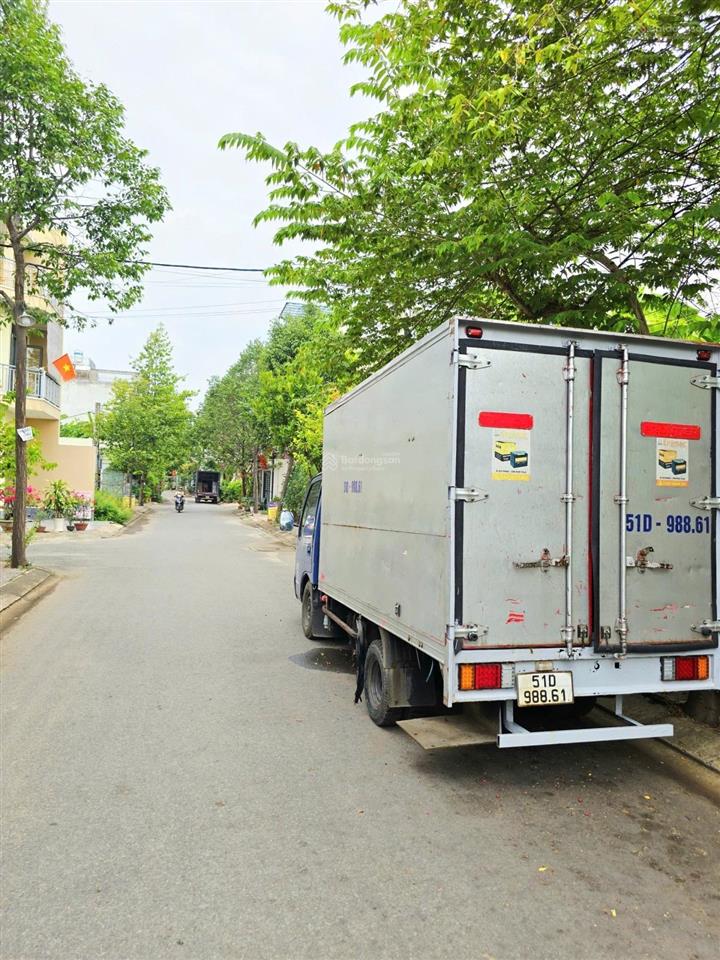 Đất lớn hiếm full thổ, trường lưu q9, 464,5m2 cn, sổ đẹp, chủ gấp bán thấp hơn bank