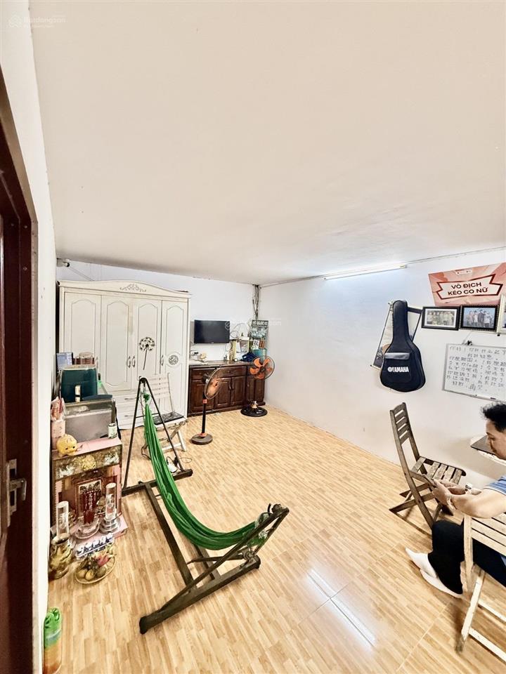 Bán gấp kèo thơm, 97,8m2 odt giá chỉ 2,8 tỷ, nhà 2 tầng, sổ đẹp nở hậu, có 3 phòng ngủ, 2 vệ sinh