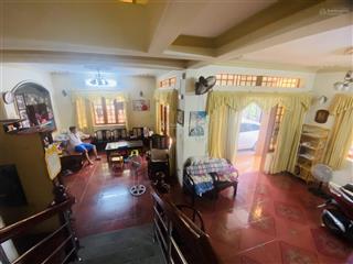 Gấp bán kèo cực thơm, biệt thự 207m2 cn, giá chỉ 17,x tỷ, sổ đẹp, khu bàn cờ, nhà đẹp hoàn công