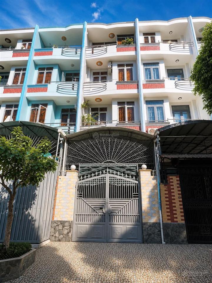 12 tỷ  nhà phố 4 tầng hẻm xe tải 1 sẹc tây hòa quá thơm  cách mặt tiền chỉ 50m  sổ hoàn công