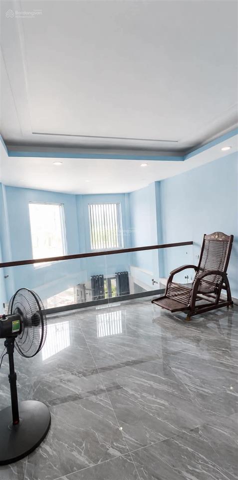 Giảm 1 tỷ, chính chủ gấp bán, 225m sử dụng, nhà góc 5 tầng, 5pn lớn, chỉ 8,5 tỷ