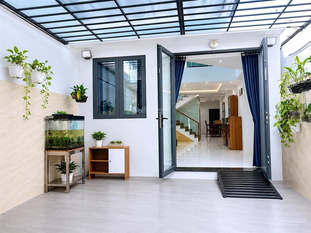 Giảm 1 tỷ, chính chủ gấp bán, 225m sử dụng, nhà góc 5 tầng, 5pn lớn, chỉ 8,5 tỷ