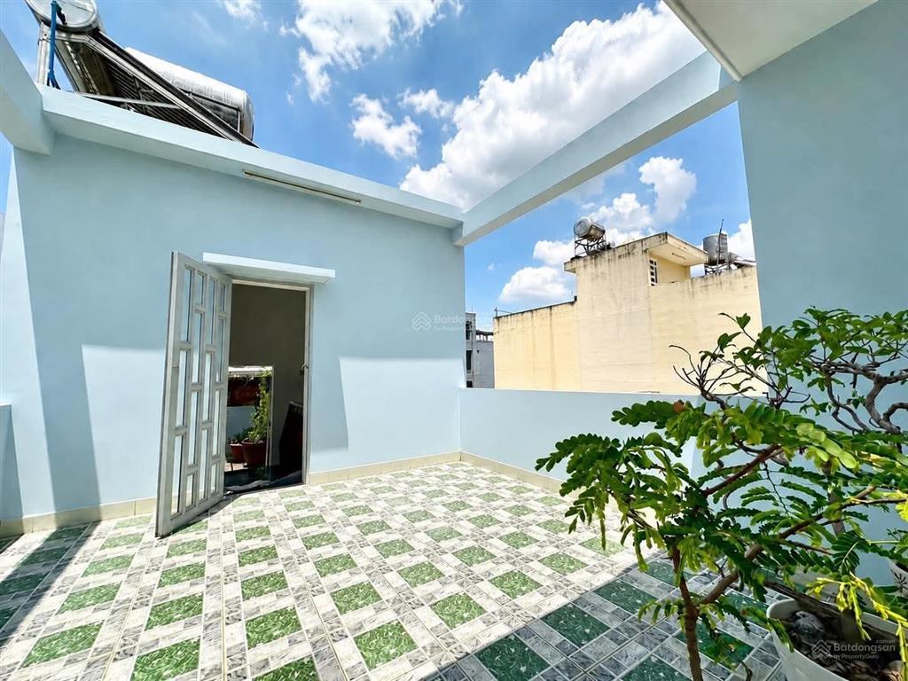 Nhà chính chủ, gần lê văn thịnh, 3 tầng, chỉ 6,650 tỷ, sổ hoàn công, gấp bán, chủ thiện chí