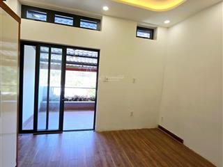 4,09 tỷ ngon nhất long trường, 2 tầng, 3pn 3wc, đường 6m, sổ hoàn công, chủ cực kỳ gấp bán