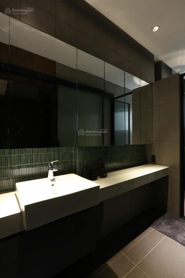 Bán nhà chính chủ mặt tiền nguyễn ngọc phương 7 tầng,thang máy 4.8x18m, 24 tỷ,giá tốt khu trung tâm