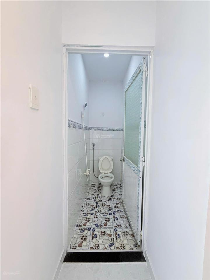 Nhà phan văn hớn  685tr đường bê tông 5m, hẻm thông, đối diện gx mỹ hạnh, đường vào 1