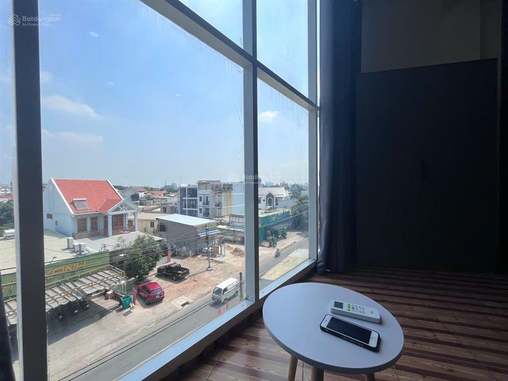 Cho thuê căn 1pn full nội thất  cửa sổ lớn suốt phòng, ban công thoáng mát