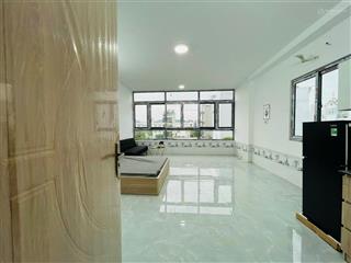 Studio full nội thất cửa sổ siêu lớn không gian rộng rãi, thoáng mát  ngay trần não, quận 2