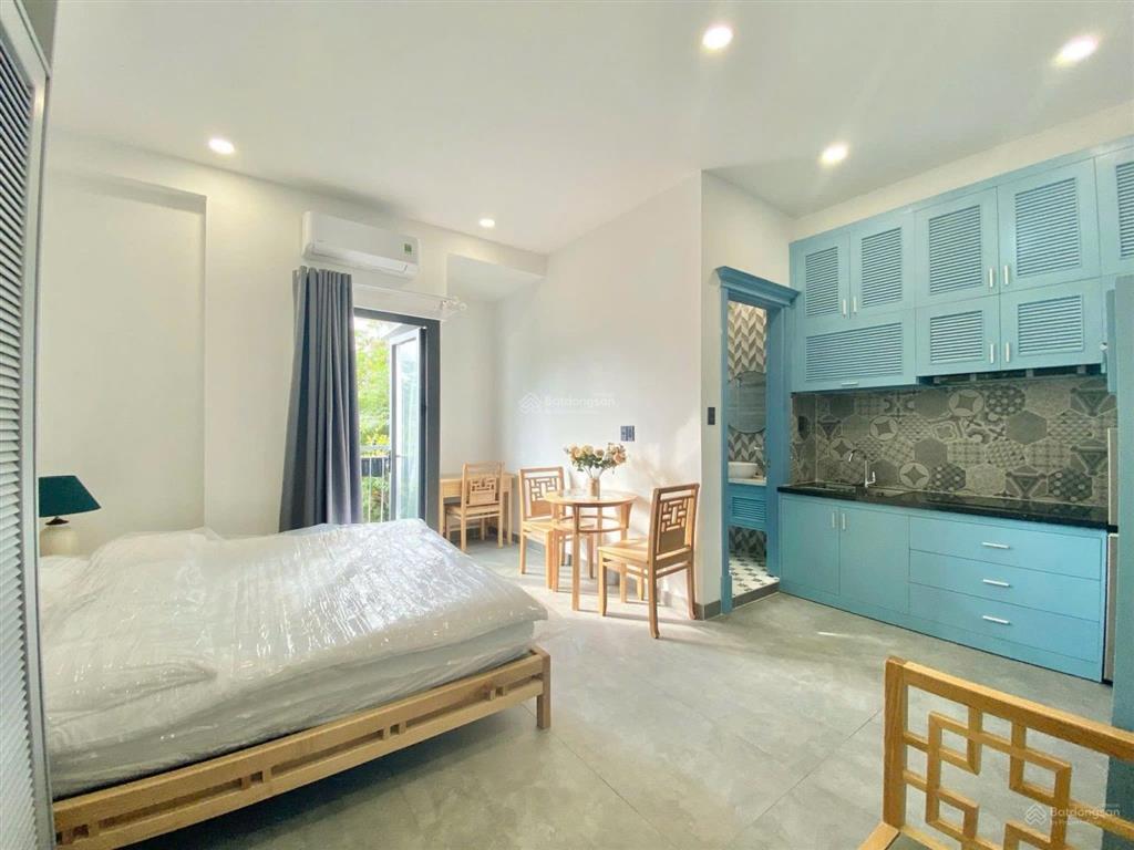 Quận 2 căn hộ studio "allinone" view ban công thoáng đãng chỉ xách vali vào ở