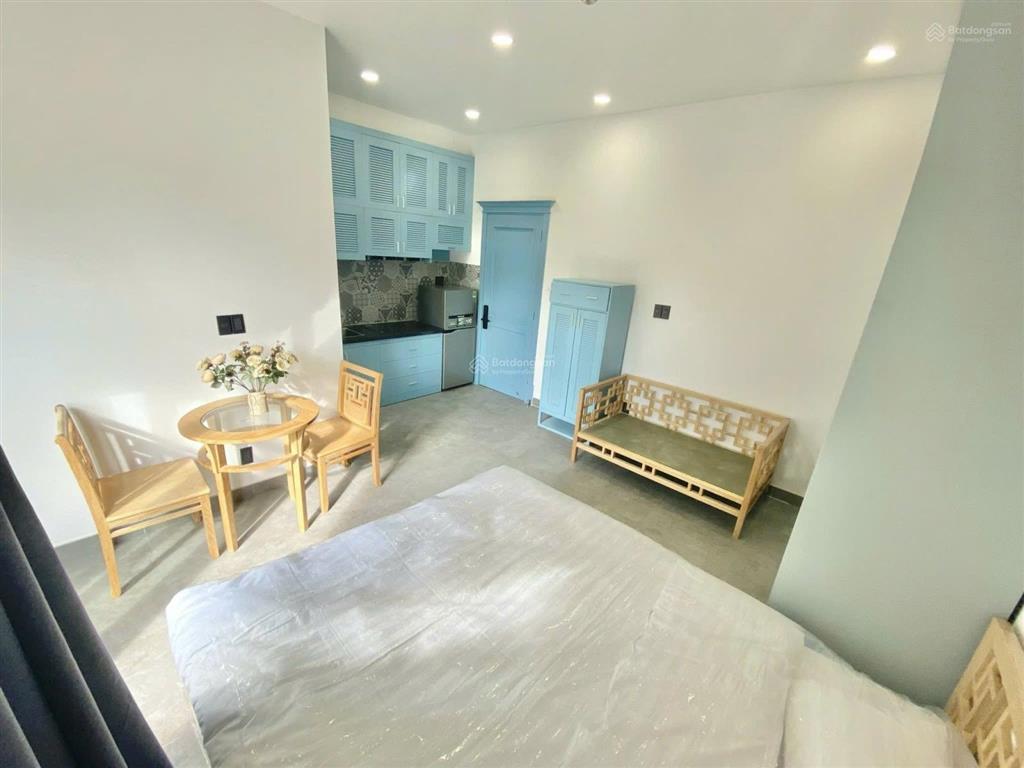 Quận 2 căn hộ studio "allinone" view ban công thoáng đãng chỉ xách vali vào ở