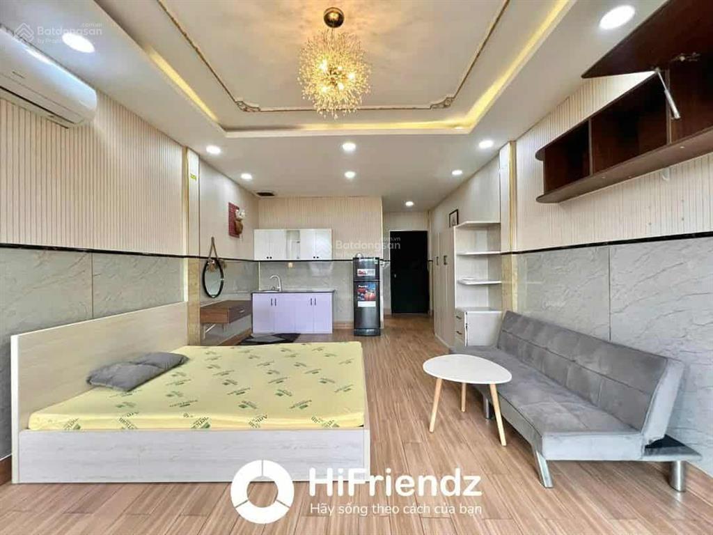 Quận 2  cho thuê căn ban công full nt đẹp  tầng cao, view thoáng