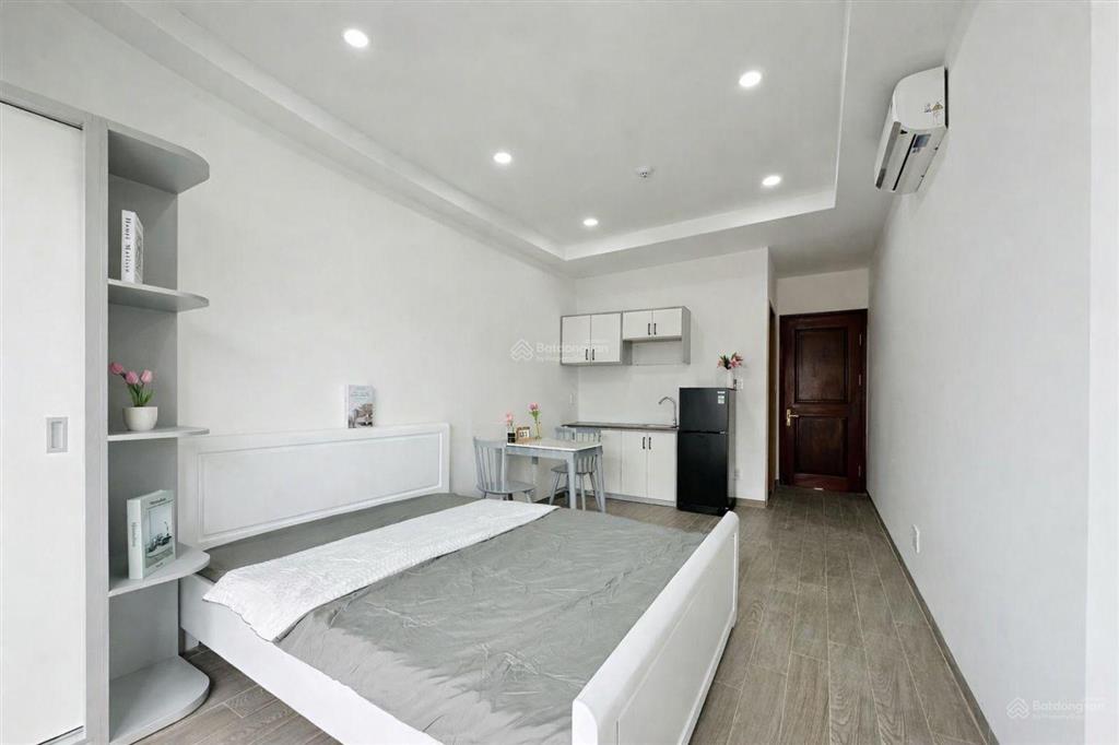 Siêu phẩm studio thoáng mát, full nội thất tone trắng xám, sang trọng  ngay đảo kim cương