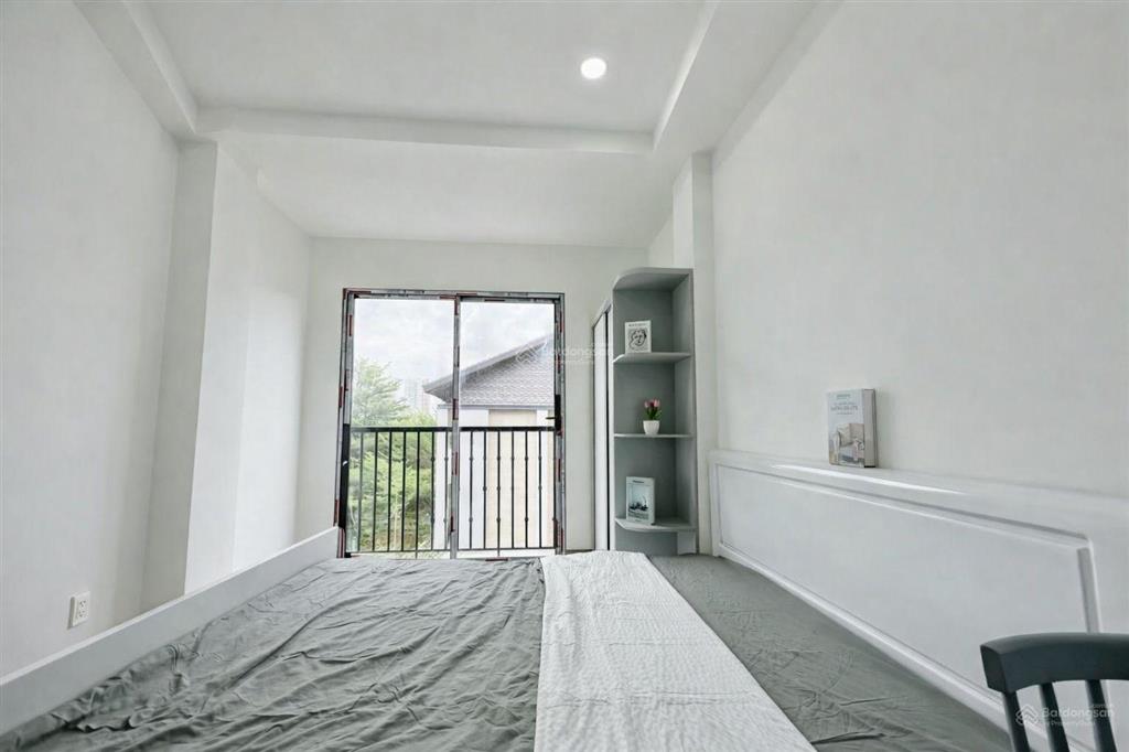 Siêu phẩm studio thoáng mát, full nội thất tone trắng xám, sang trọng  ngay đảo kim cương
