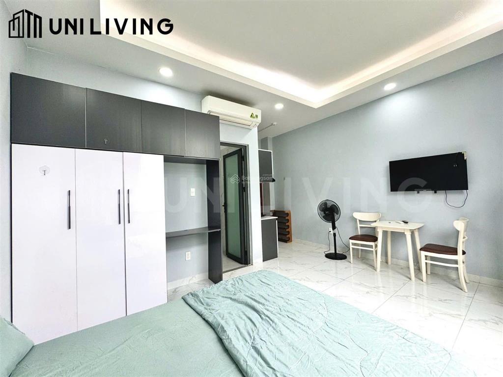 Cho thuê chdv studio full nội thất  cửa sổ lớn, bếp xa giường  ngay quốc hương, gần metro, siu
