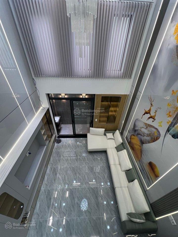 Nhà 5 tầng full nội thất cao cấp 56m2  tỉnh lộ 10 aeon bình tân  hẻm xe tải ôtô ngủ trong nhà
