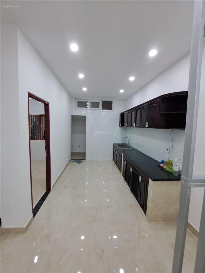 Nhà lê văn quới ngay ngã tư 4 xã, quận bình tân 73m2 cn siêu khủng 5.6m*13m chỉ 4. x tỷ