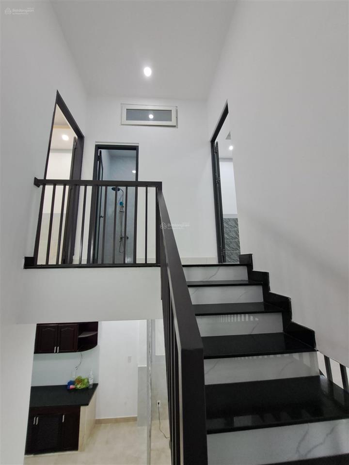 Nhà lê văn quới ngay ngã tư 4 xã, quận bình tân 73m2 cn siêu khủng 5.6m*13m chỉ 4. x tỷ
