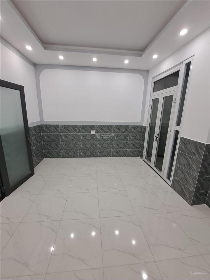 Nhà lê văn quới ngay ngã tư 4 xã, quận bình tân 73m2 cn siêu khủng 5.6m*13m chỉ 4. x tỷ