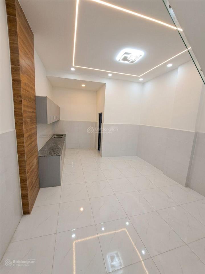 Nhà mới đẹp đường tân kỳ tân quý, ngay aeon tân phú, tphcm. dt 4x12m  2 tầng  2pn  không lộ giới