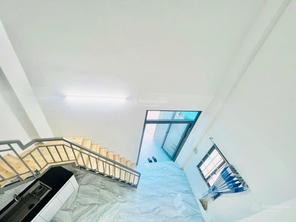 Nhà mới đẹp ngay trường thpt bình tân, tphcm hẻm xe tải chỉ nhỉnh 3t. ỷdt 5x1om22tầngk lộ giới