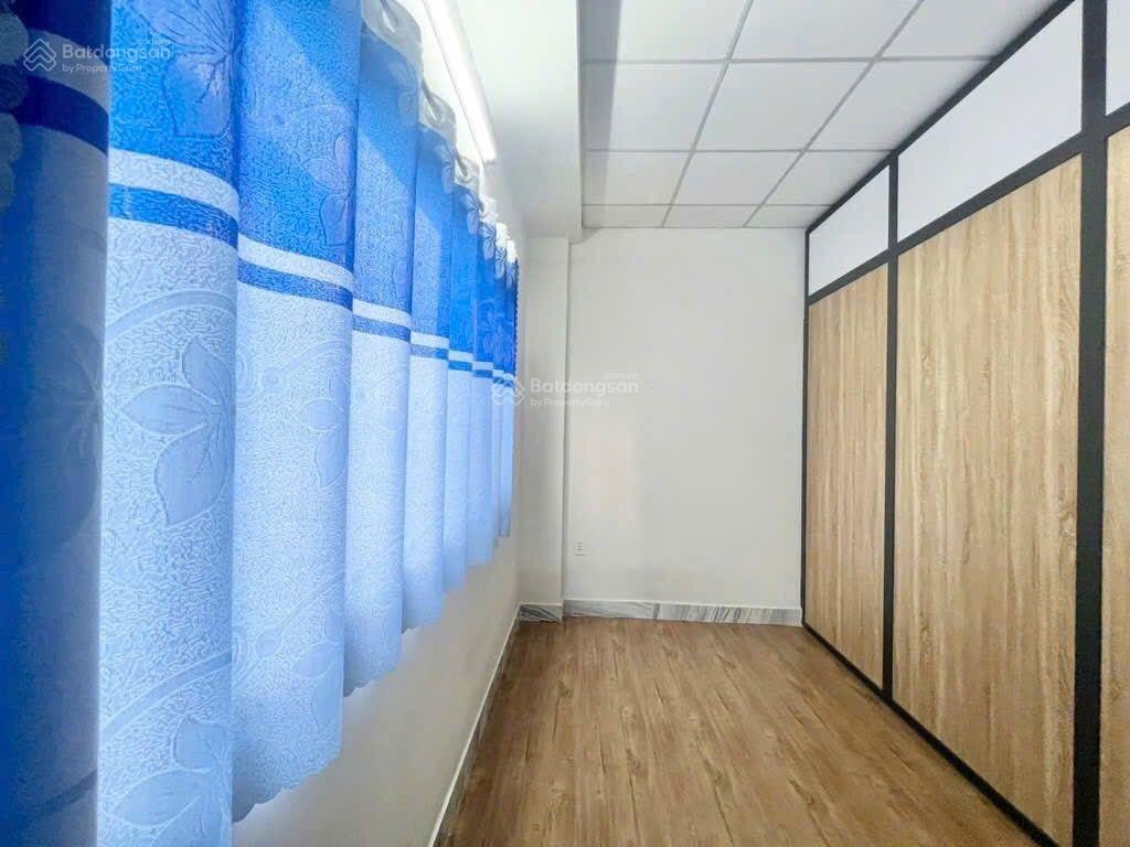 Nhà mới đẹp ngay trường thpt bình tân, tphcm hẻm xe tải chỉ nhỉnh 3t. ỷdt 5x1om22tầngk lộ giới