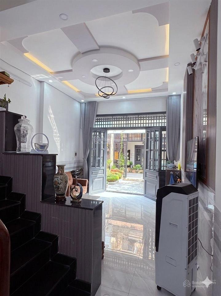 Nhà mới đẹp trục đường 18b  mã lò  gò xoài, q. bình tân  hẻm xe hơi dt 4*10m 2pn chỉ 4,75 tỷ