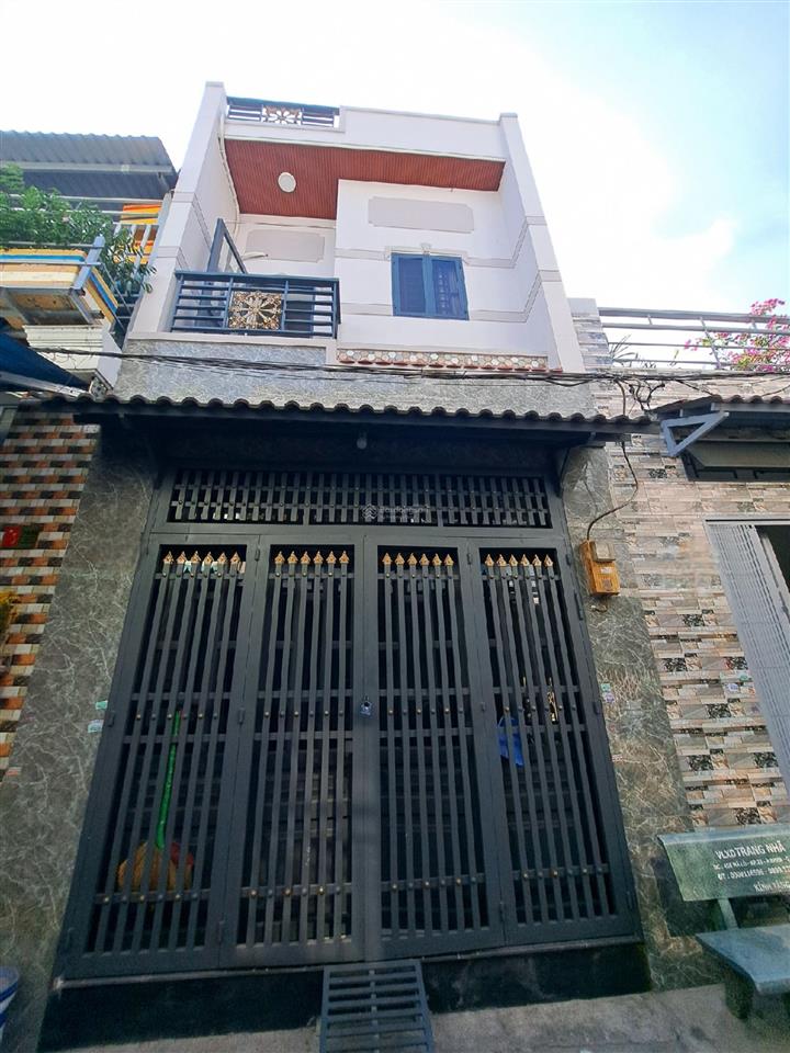 Nhà mới đẹp trục đường 18b  mã lò  gò xoài, q. bình tân  hẻm xe hơi dt 4*10m 2pn chỉ 4,75 tỷ
