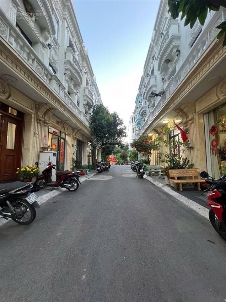 Siêu phẩm nhà đẹp 4 tầng nội thất cao cấp ngay trung tâm quận tân phú 68m2 4*17m chỉ nhỉnh 10 tỷy