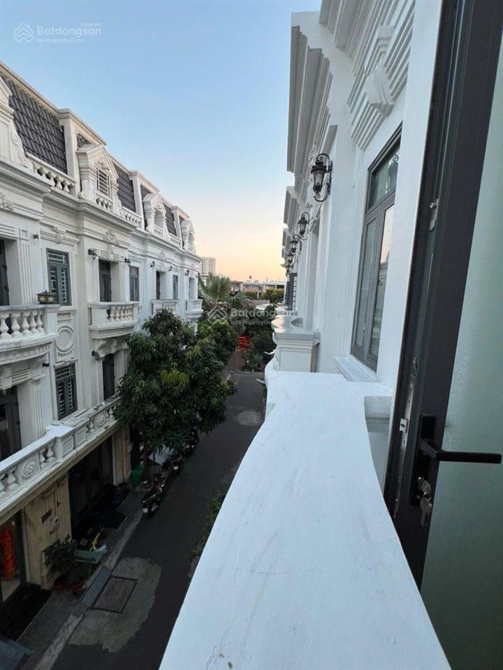Siêu phẩm nhà đẹp 4 tầng nội thất cao cấp ngay trung tâm quận tân phú 68m2 4*17m chỉ nhỉnh 10 tỷy