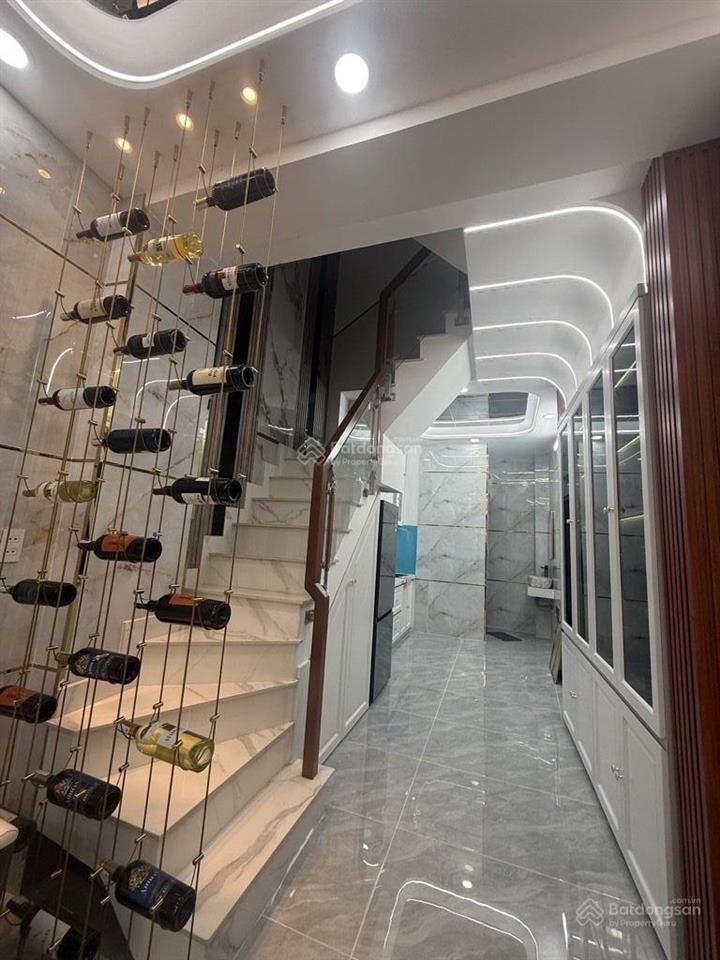 Siêu phẩm 3 tầng ngay khu phố vip hòa bình tô hiệu,q.tân phú hẻm xe hơi tới nhà chỉ 5.1tỷ còn tl