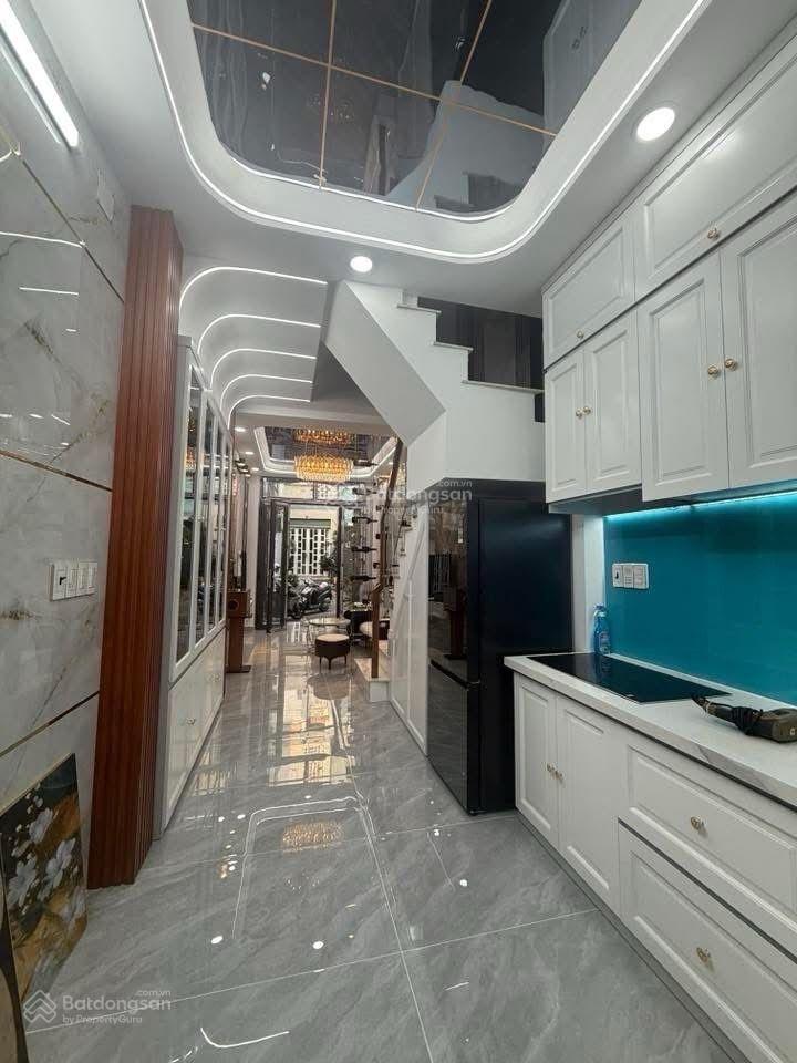 Siêu phẩm 3 tầng ngay khu phố vip hòa bình tô hiệu,q.tân phú hẻm xe hơi tới nhà chỉ 5.1tỷ còn tl