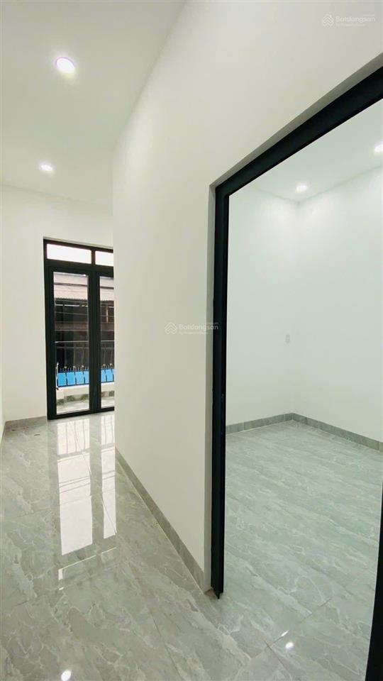 Chủ ngộp bank cần bán gấp gấp nên giảm giá sâu nhà 2 tầng hương lộ 2 4*14m 3pn chỉ nhỉnh 5 tỷ