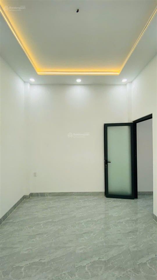 Chủ ngộp bank cần bán gấp gấp nên giảm giá sâu nhà 2 tầng hương lộ 2 4*14m 3pn chỉ nhỉnh 5 tỷ