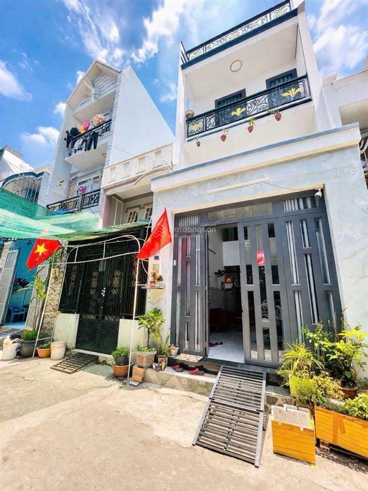 Nhỉnh 4tỷ nhà 3 tầng mới đẹp giáp aeon tên lửa 4x12m 48m2  3pn 3wc không lộ giới, hẻm xe hơi