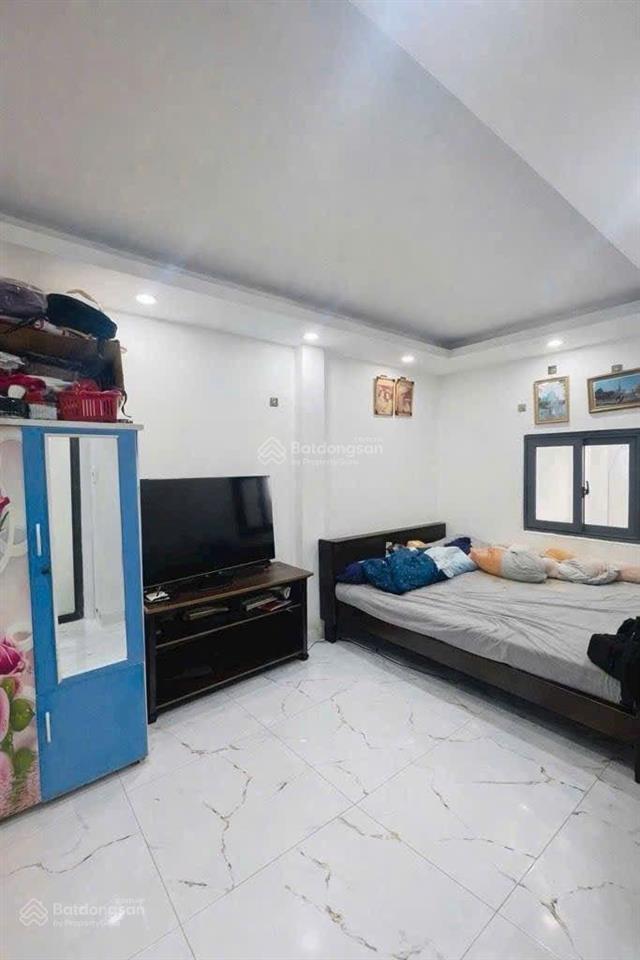Nhỉnh 4tỷ nhà 3 tầng mới đẹp giáp aeon tên lửa 4x12m 48m2  3pn 3wc không lộ giới, hẻm xe hơi