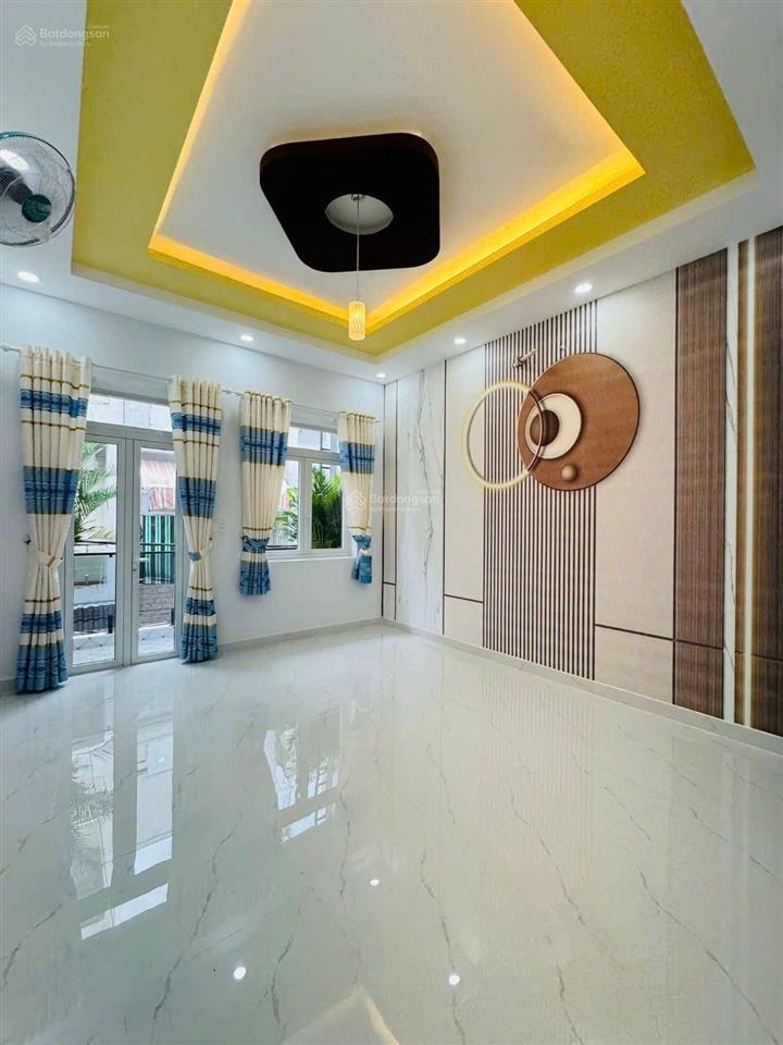 Siêu phẩm nhà mới đẹp 1/ đường chiến lược giáp tân hòa đông q6
4x12m 3pn chỉ 4.x tỷ