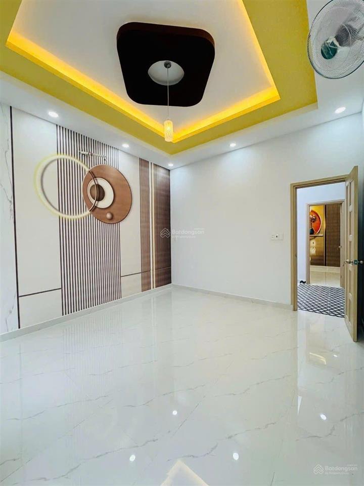 Siêu phẩm nhà mới đẹp 1/ đường chiến lược giáp tân hòa đông q6
4x12m 3pn chỉ 4.x tỷ