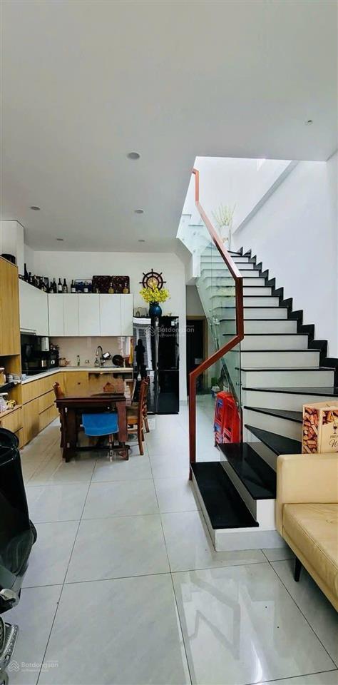 Nhà mới đẹp 1/ ngay gò dầu quận tân phú 4,2x13m  1trệt 1lầu 3pn, có pn trệt 5,13tỷ sổ 2025 đẹp