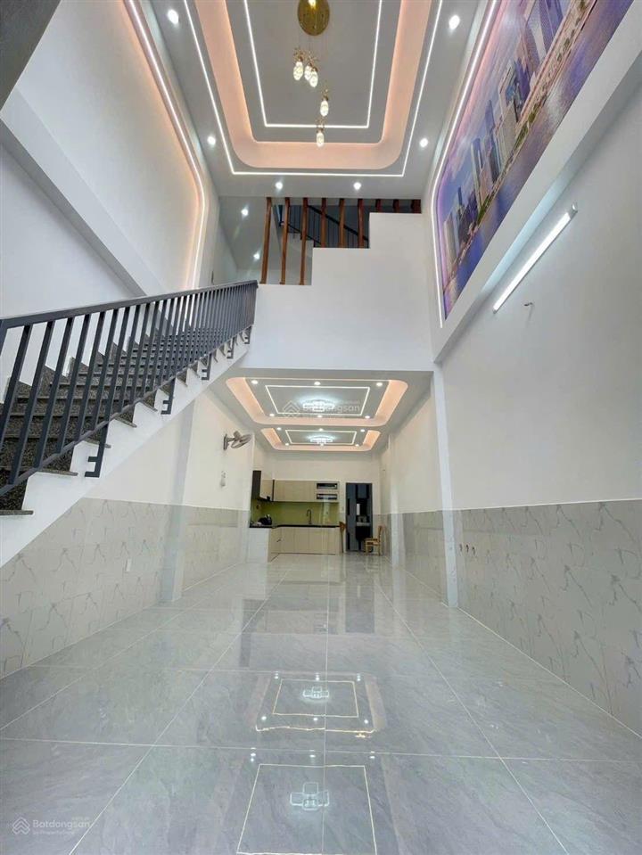 Nhà mới đẹp lung linh 3 tầng hương lộ 2 nối dài 4x14m nhỉnh 5 tỷ