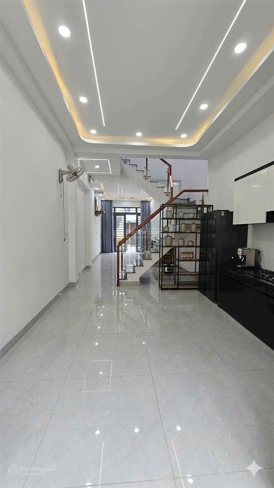 Giá tốt nhà mới đẹp 2 tầng đúc 4x15m chỉ 4,99 tỷ đường mã lò  giáp gò xoài lê văn quới