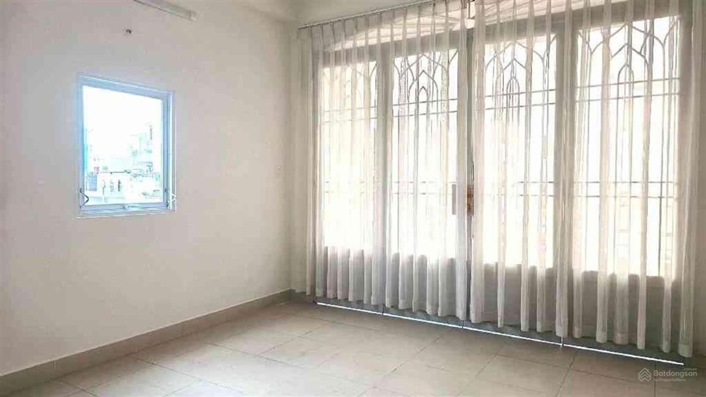 Giảm mạnh bán gấp  5.58 tỷ có ngay nhà 4 tầng btct 4x12m  ngay gò xoài  hẻm 8m thông tứ tung