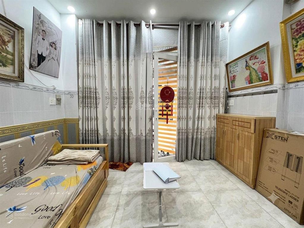 Nhỉnh 5 tỷ nhà mới đẹp 4 tầng kiên cố ngay aeon tân phú hẻm xe tải 1 trệt 2 lầu + sân thượng  4pn