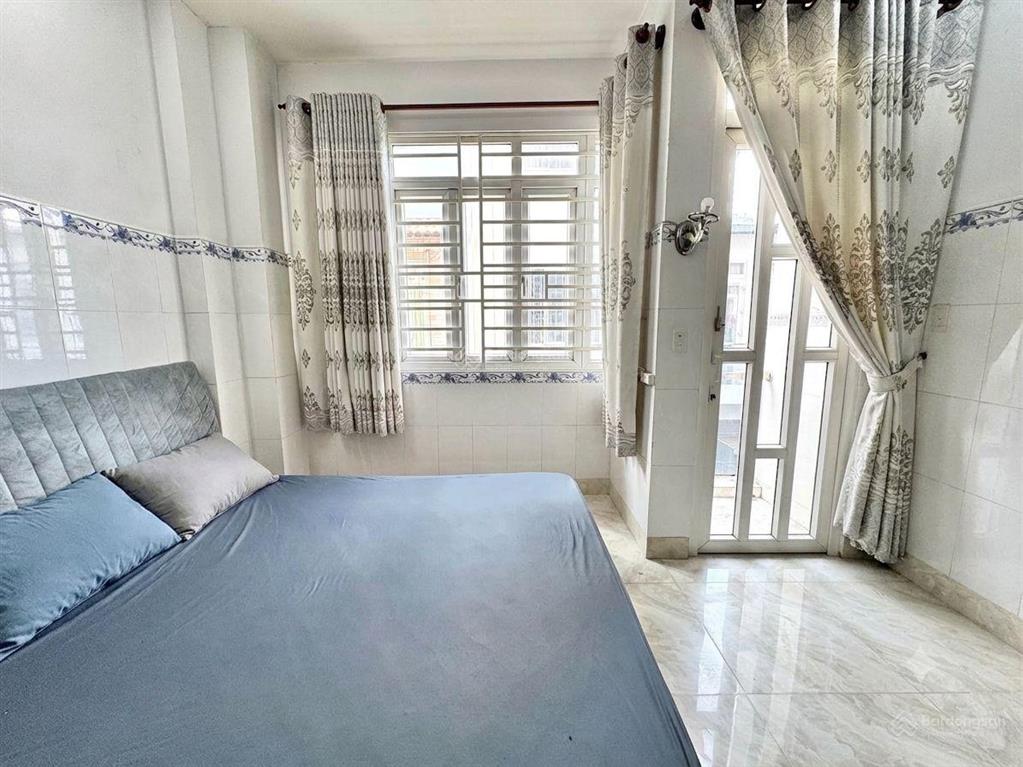 Nhỉnh 5 tỷ nhà mới đẹp 4 tầng kiên cố ngay aeon tân phú hẻm xe tải 1 trệt 2 lầu + sân thượng  4pn